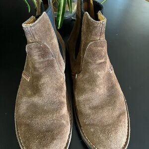 Men's Brown Suede Chelsea Boots